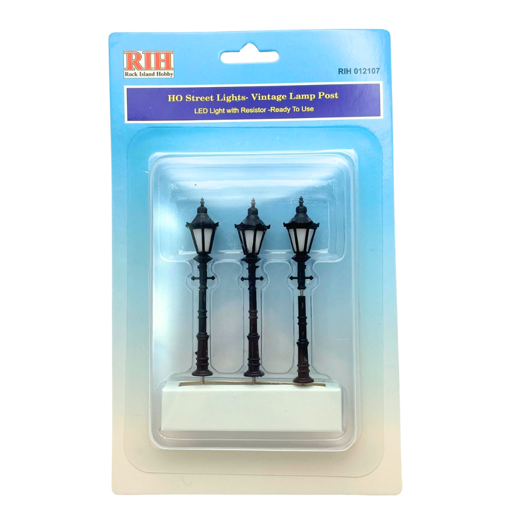 HO Scale Vintage Lamp Posts (3pcs)