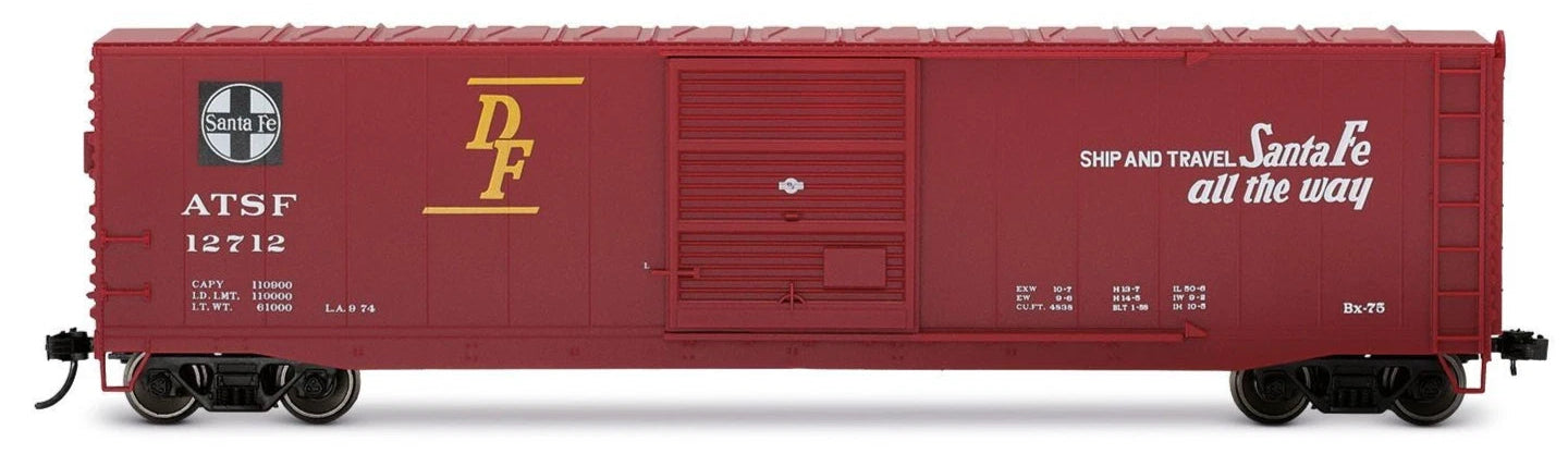 ATSF, sliding door boxcar "San Francisco Chief" without roof walkway, #12712