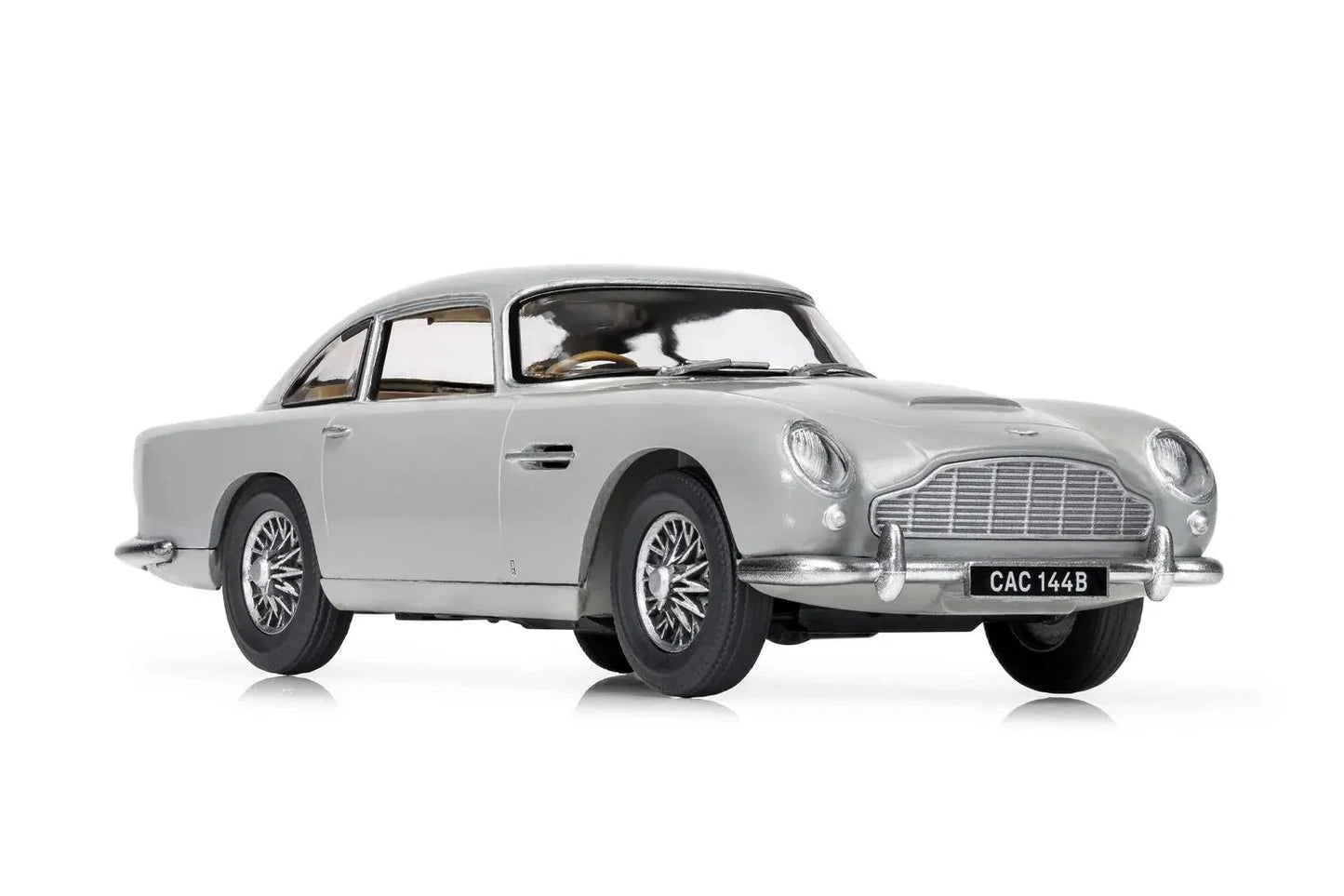 Aston Martin DB5 Small Starter Set w/paint & glue 1/43 Airfix