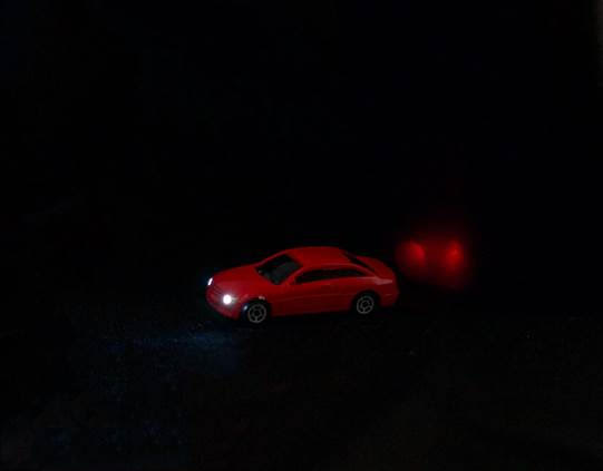 N Scale Assorted Cars with Front & Rear Lights (5pcs)