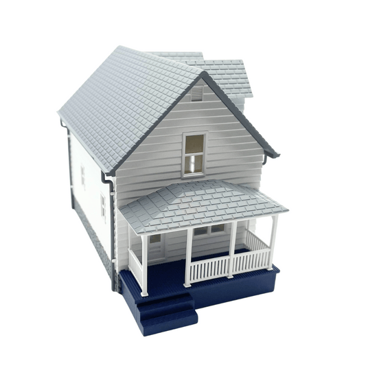 HO Scale White Farmhouse (Pre-Assembled)